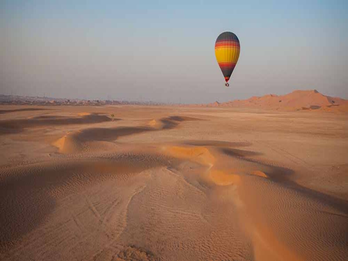 From the Skyline to the Desert: Hot Air Balloon Tours in Dubai