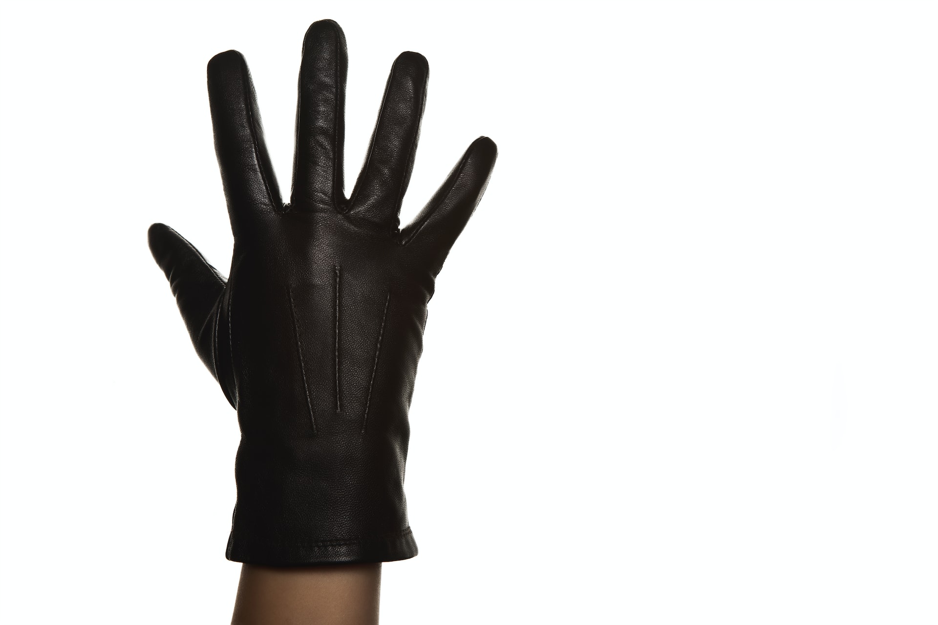 Checkout Those Things That You Have To Consider For Buying Insulated Leather Work Gloves.