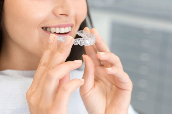 Pros and cons of invisalign braces